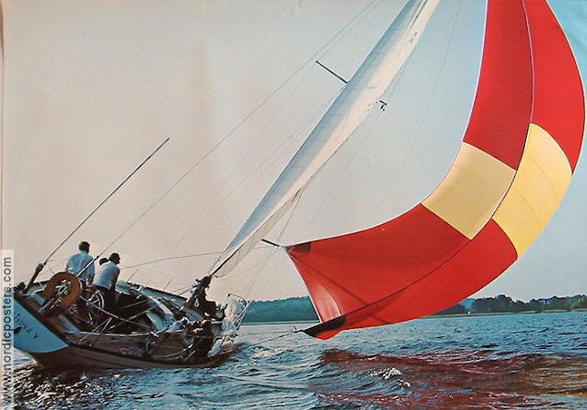 Segelbåt med spinnaker 1978 affisch Skepp och båtar